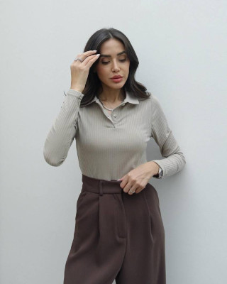 بلوزة بيسك مخططة - بيج