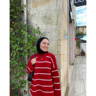 بلوزة صوف مخططة احمر
